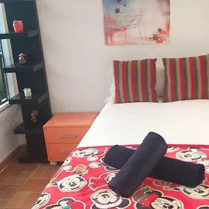 apartamento-en-la-milla-de-oro-a-100m-de-la-playa.1costadelsol.com/