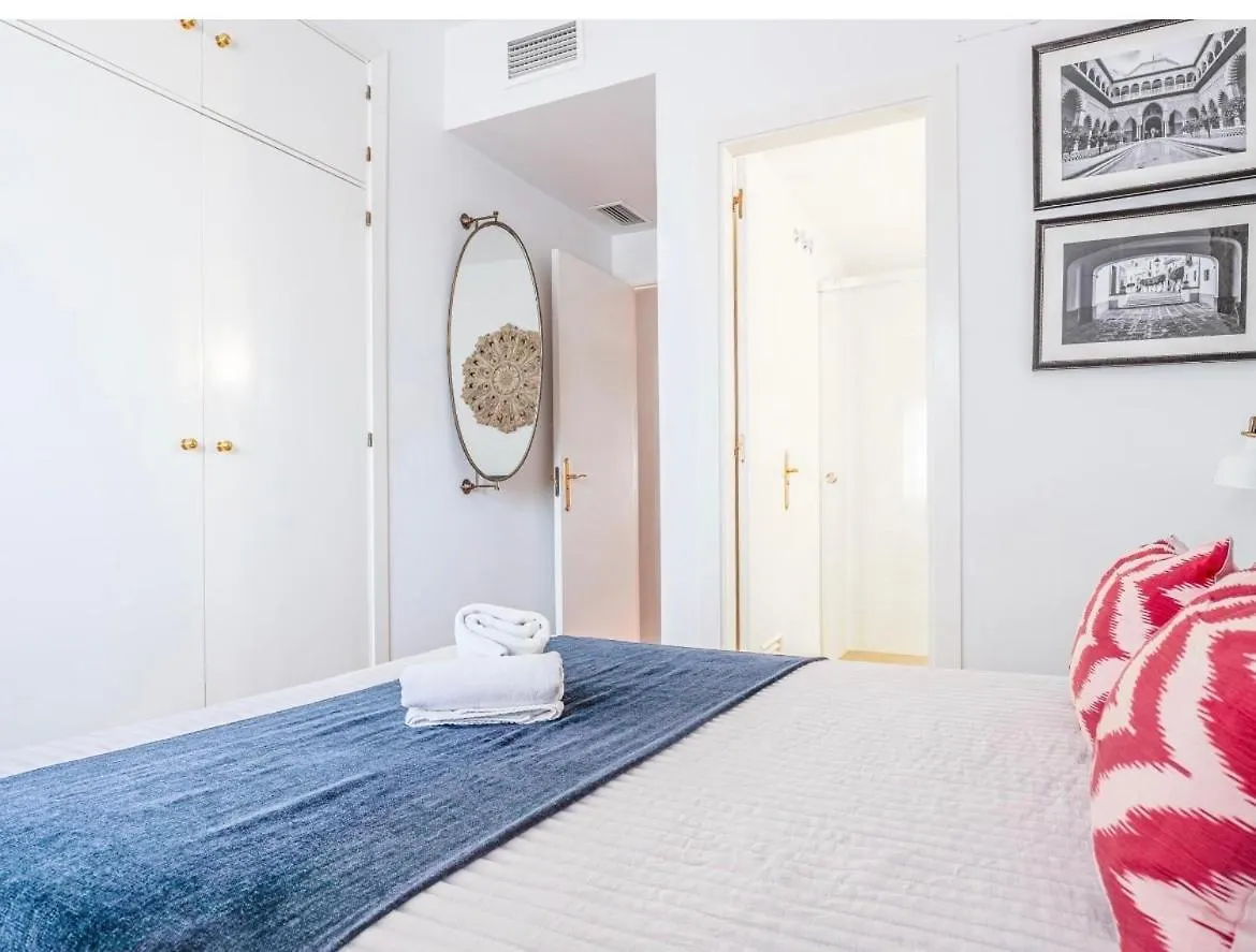 Exclusivo Duplex Con Terraza En Sevilla 0*, セビリア スペイン