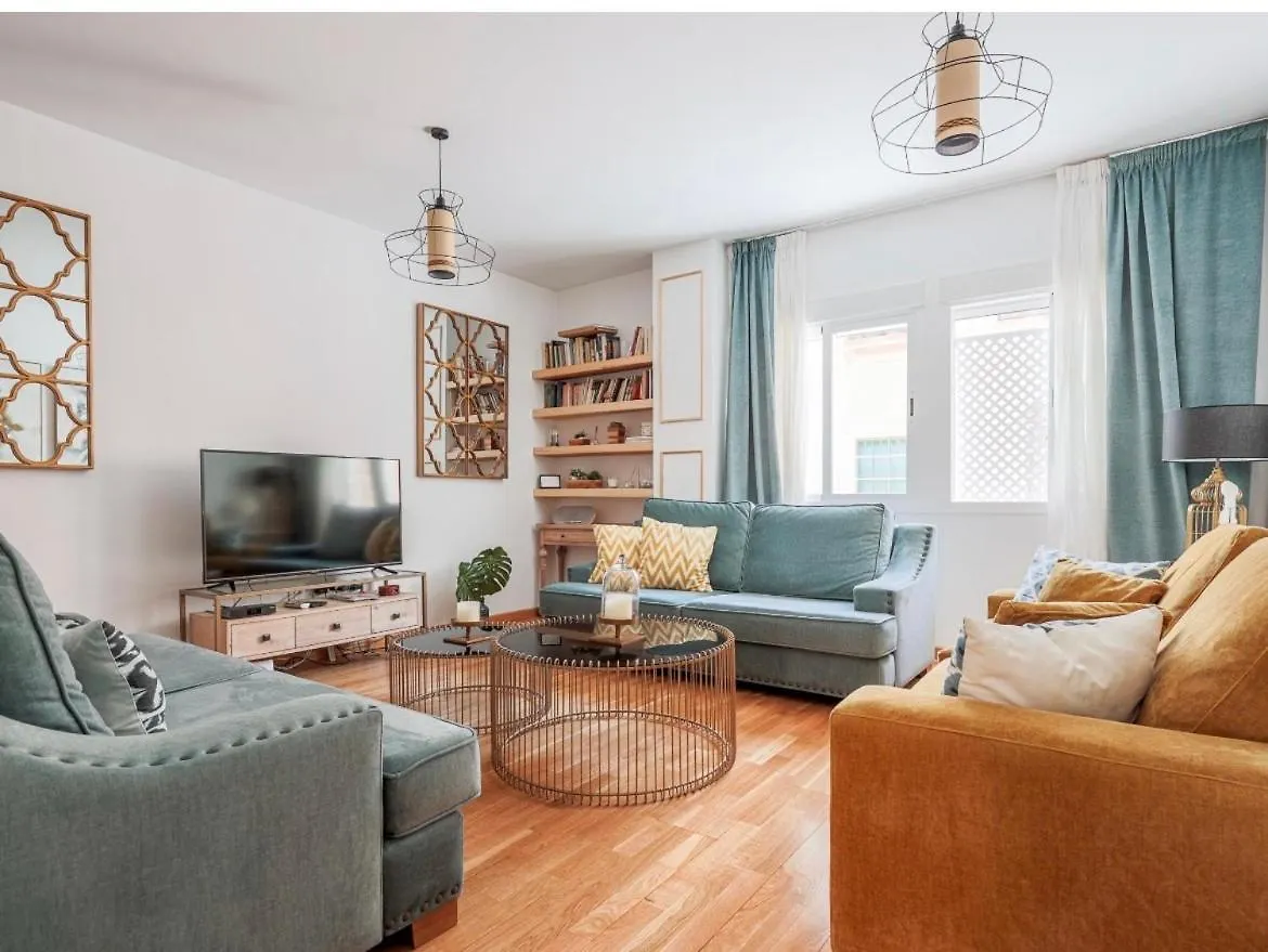 Exclusivo Duplex Con Terraza En Sevilla セビリア