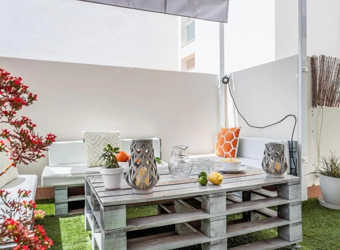 アパート Exclusivo Duplex Con Terraza En Sevilla スペイン