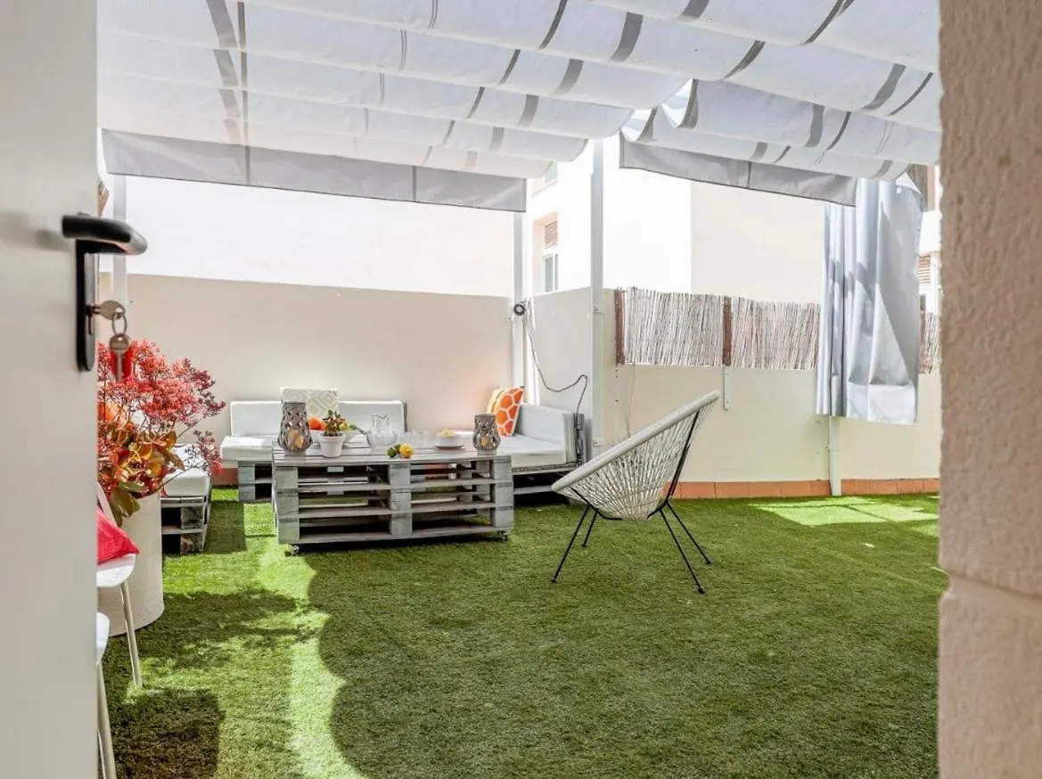 Exclusivo Duplex Con Terraza En Sevilla スペイン