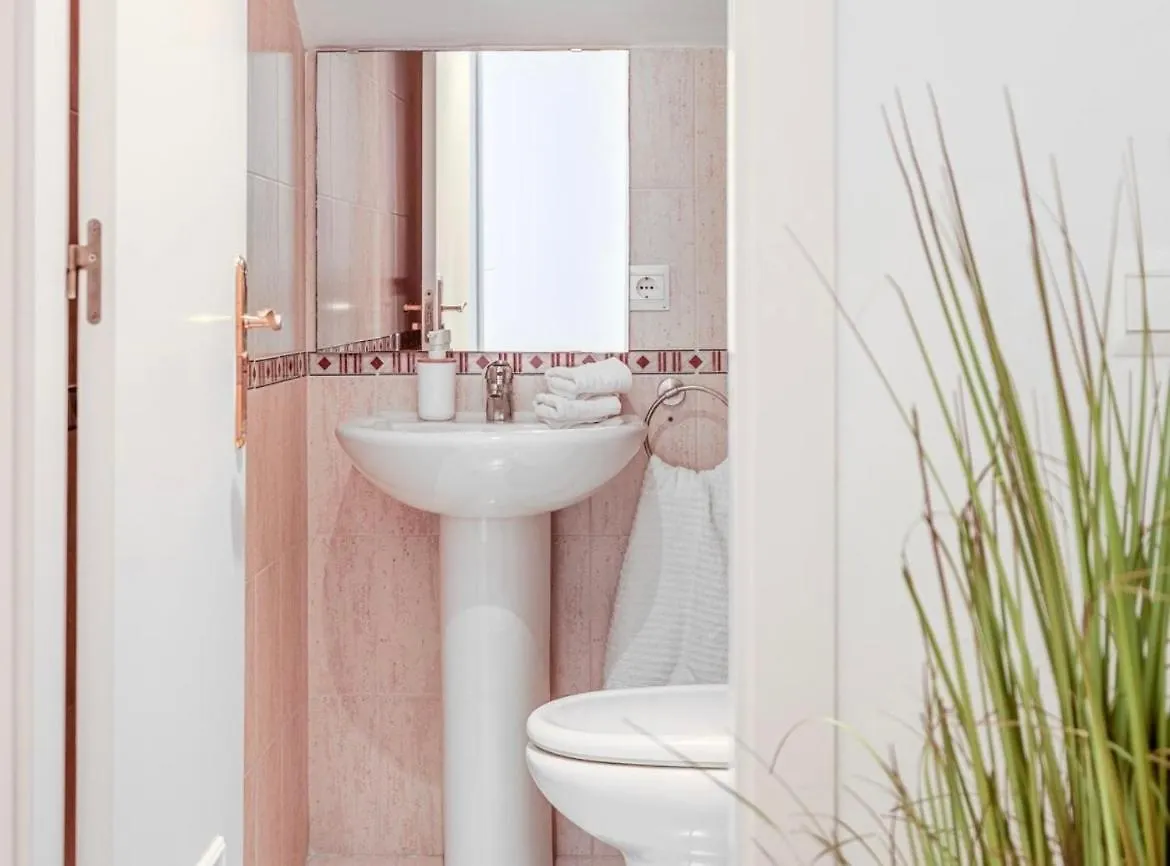 Exclusivo Duplex Con Terraza En Sevilla アパート