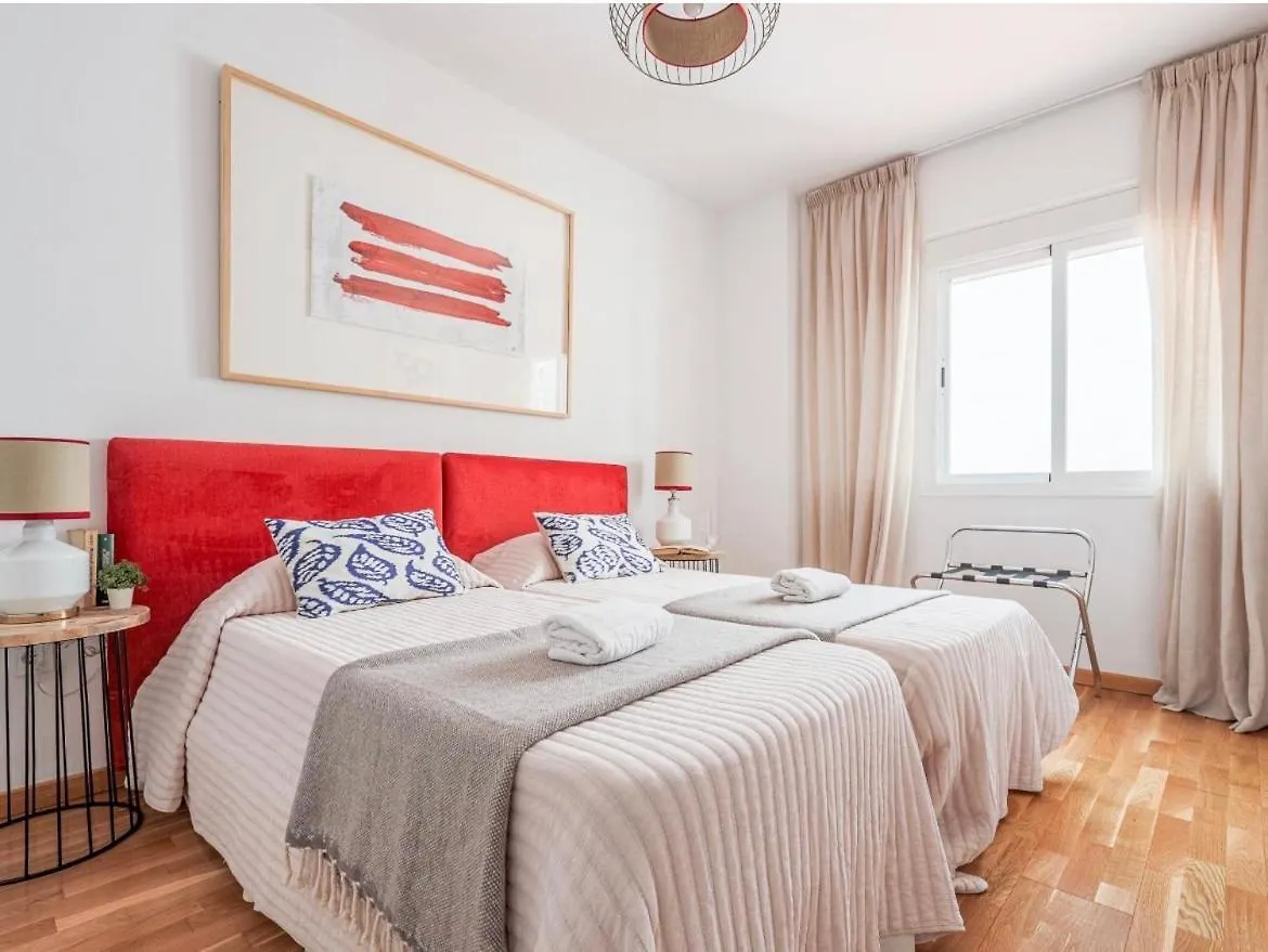 Exclusivo Duplex Con Terraza En Sevilla アパート セビリア
